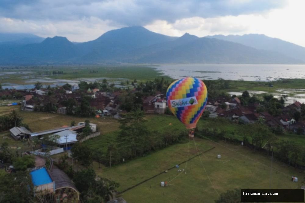 Sensasi Baru! Naik Balon Udara di Saloka Theme Park