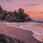 Lombok: 6 Pantai Terbaik untuk Healing & Liburan Impian!