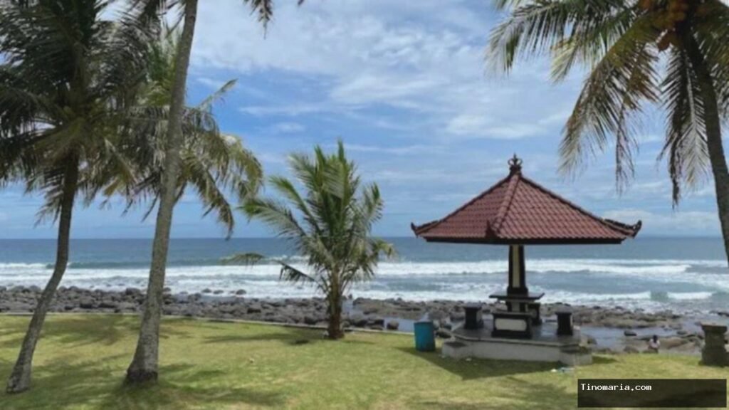 Pantai Tersembunyi Denpasar: Lebih Indah dari Sanur, Ada Patung Makepung!