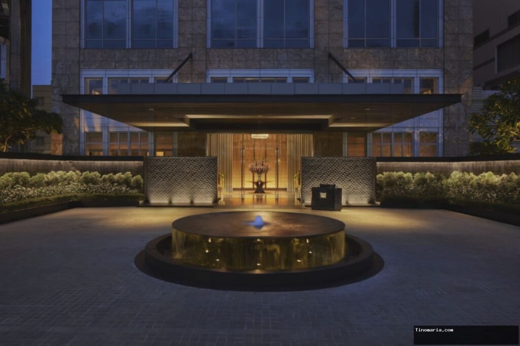 Keraton at the Plaza, Interpretasi Modern Kerajaan Jawa