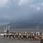 Bromo 2025: Pertunjukan Spektakuler di Kaldera Gunung Bromo