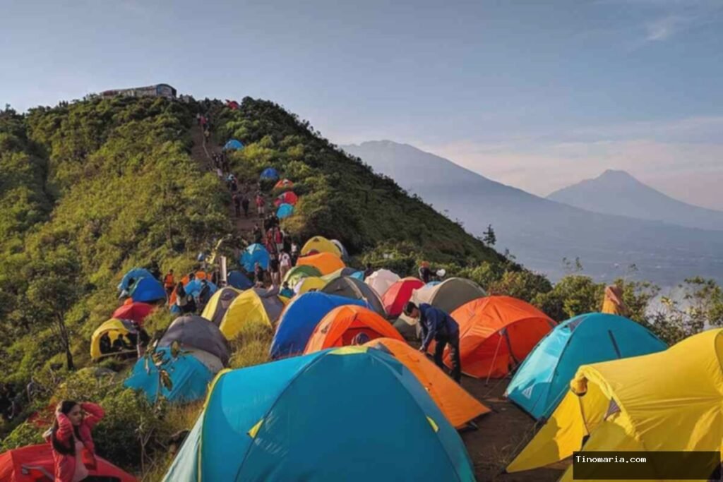 Mendaki Gunung, Beda Masa, Beda Cerita