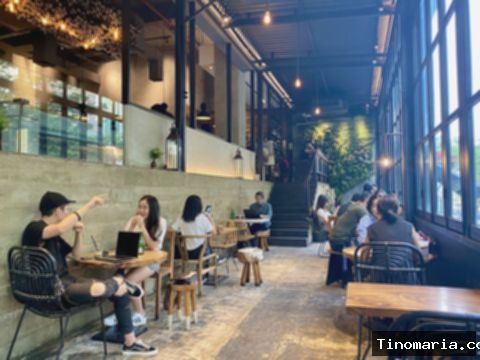 Nongkrong Seharian di Jakbar? 4 Tempat 24 Jam Ini Asyik!