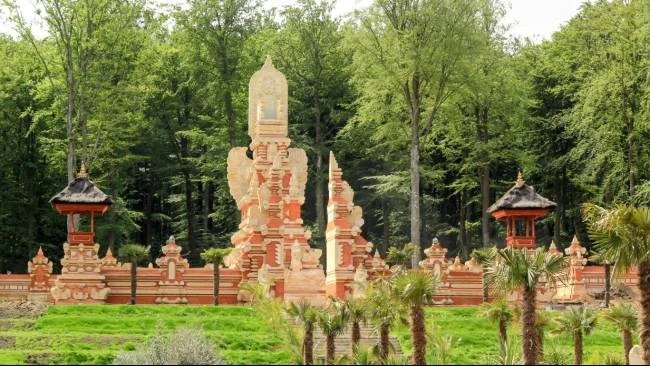 Taman Budaya Bali Indah Slupsk: 70 Tahun Persahabatan RI-Polandia