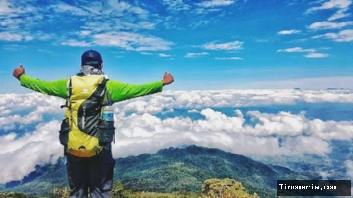 Lima Jalur Pendakian Gunung Ciremai yang Ramai saat Libur